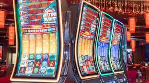 Tampilan permainan Wild Fireworks dengan simbol kembang api di platform ligaraya
